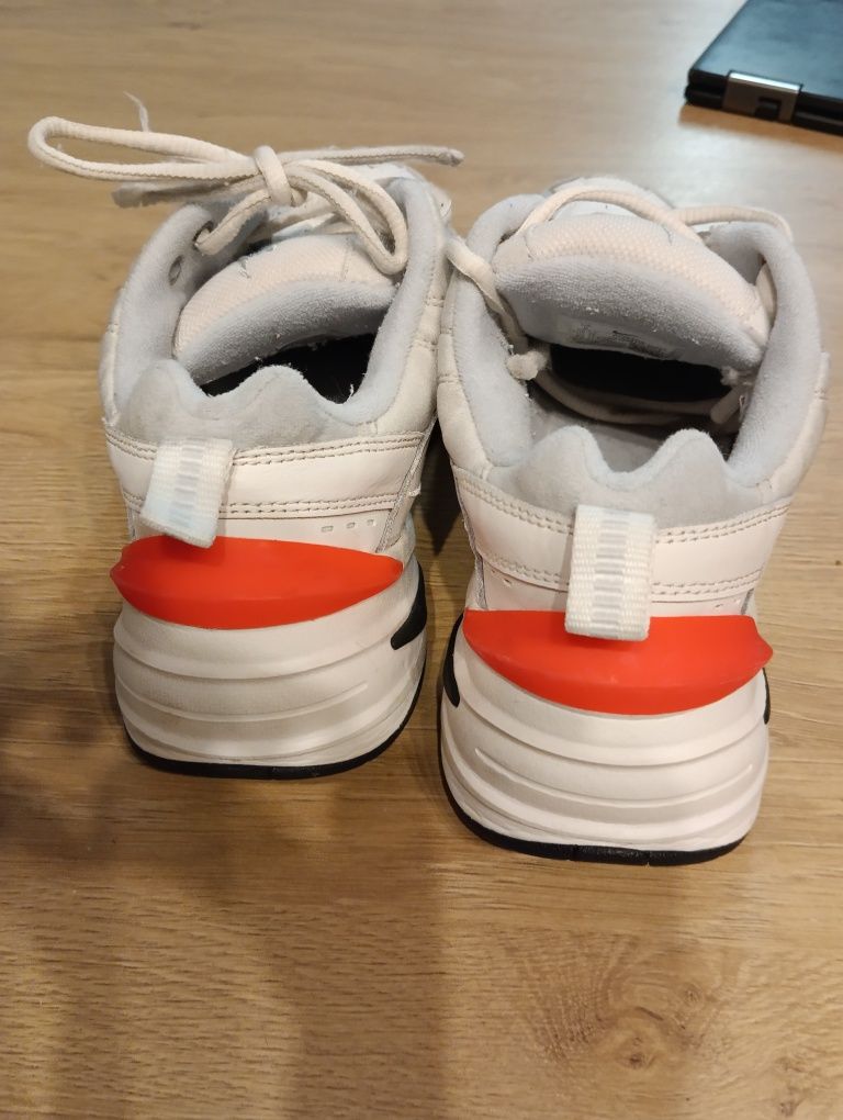 Nike buty 39 biało pomarańczowe