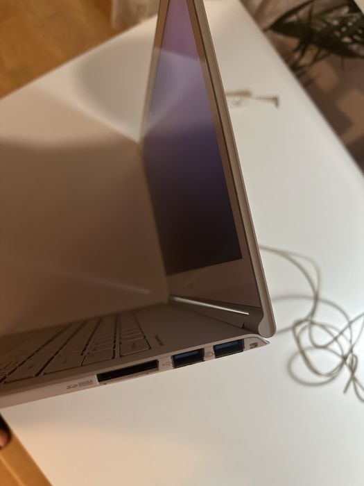 Acer Aspire A7 laptop