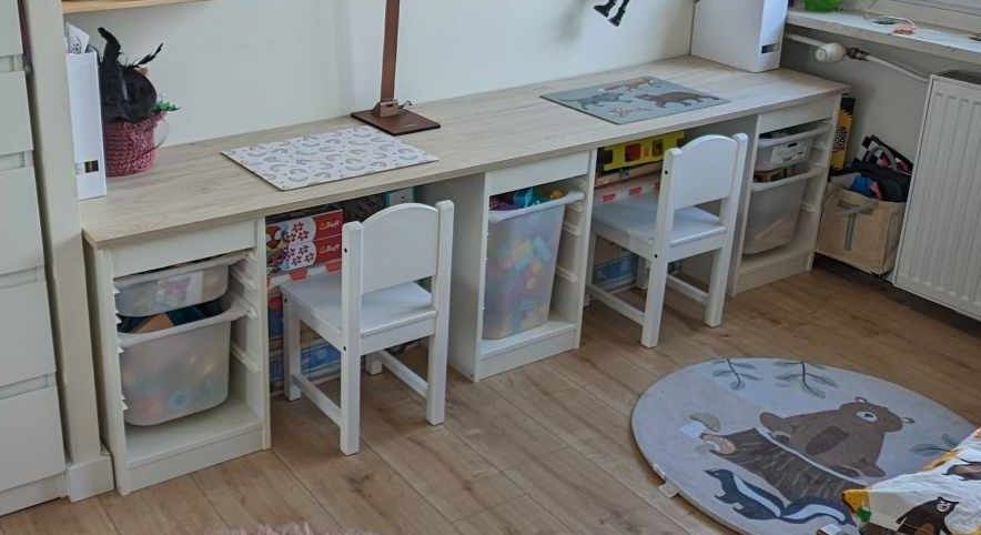 Regał trofast z dwoma pojemnikami IKEA