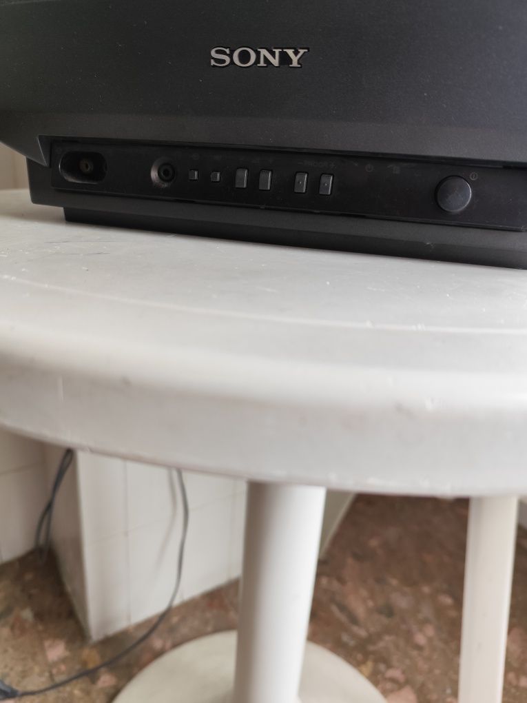TV Sony Trinitron