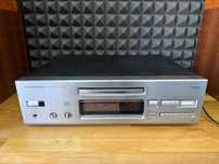 Odtwarzacz CD Onkyo INTEGRA DX-6850