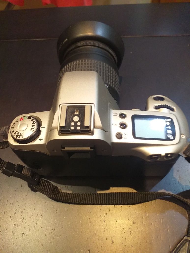 Máquina fotográfica CANON EOS 500 N