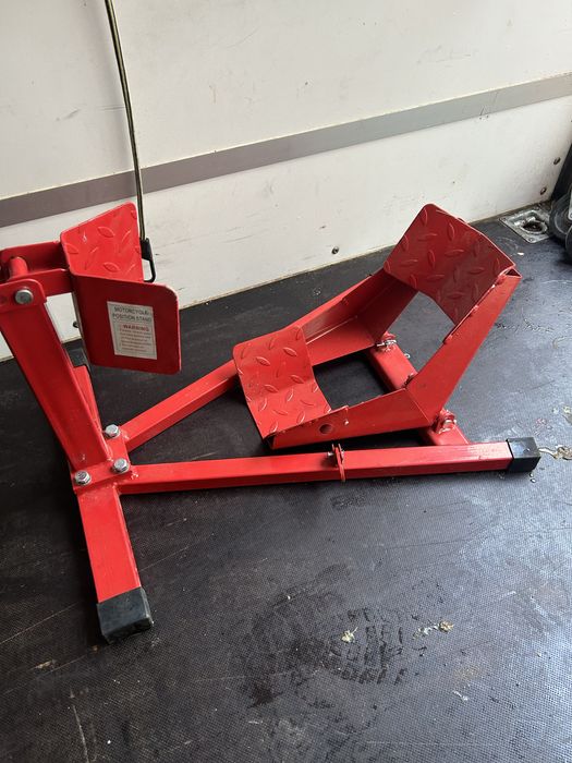 Stojak transportowy na motor