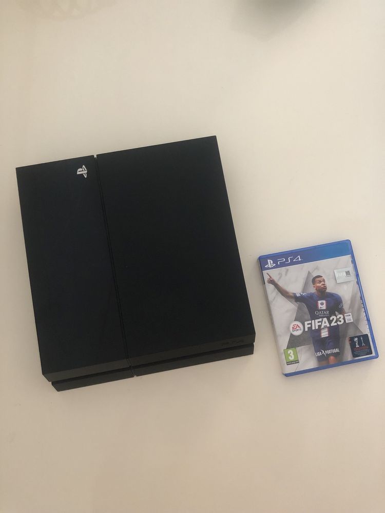 PlayStation 4 500GB + FIFA 23