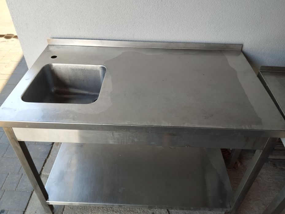 Stół gastronomiczny że zlewem