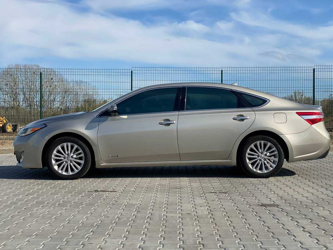 Toyota Avalon 2013