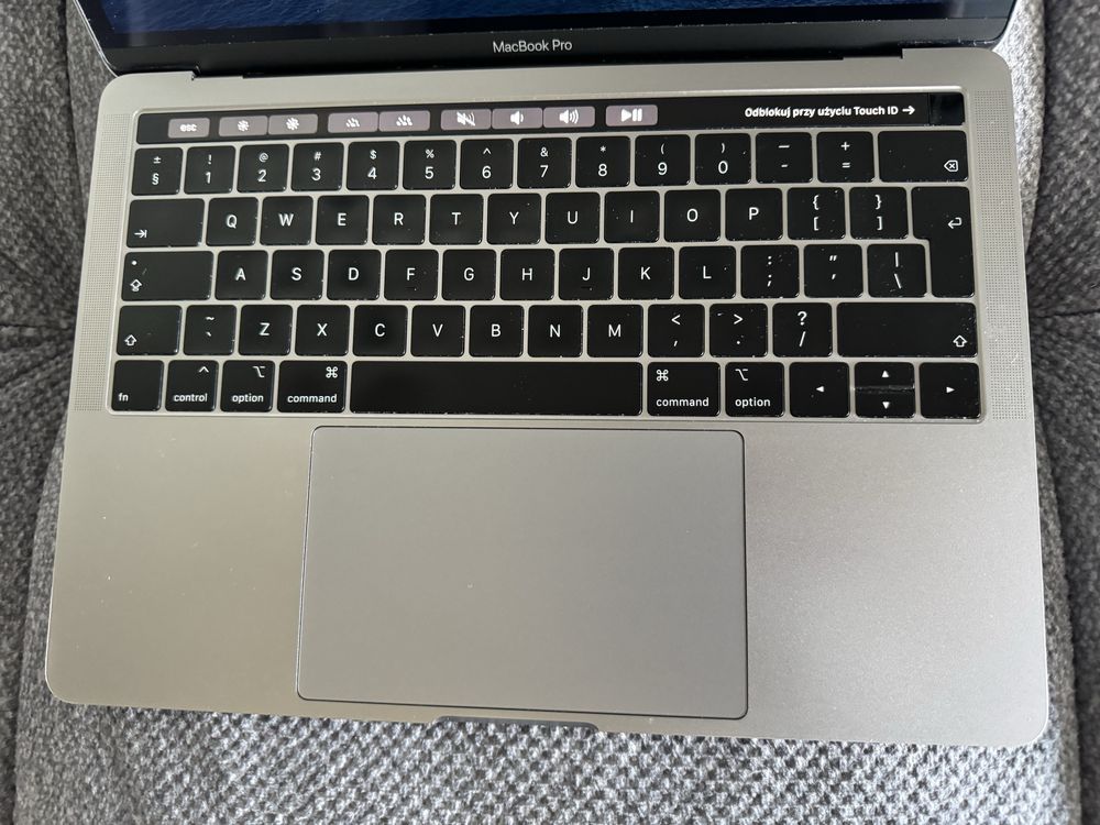 MacBook Pro 13,3 A1989 stan bdb