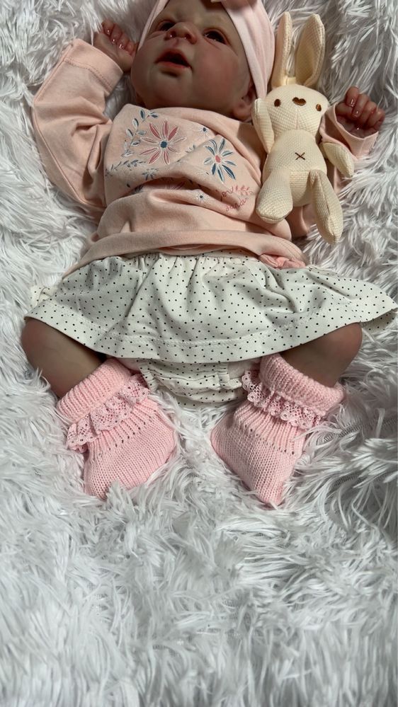 Bebé reborn novo
