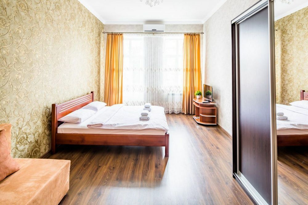 вул. Городоцька 51/Оренда житла Подобово 2-кімнатна квар./для 4 осіб