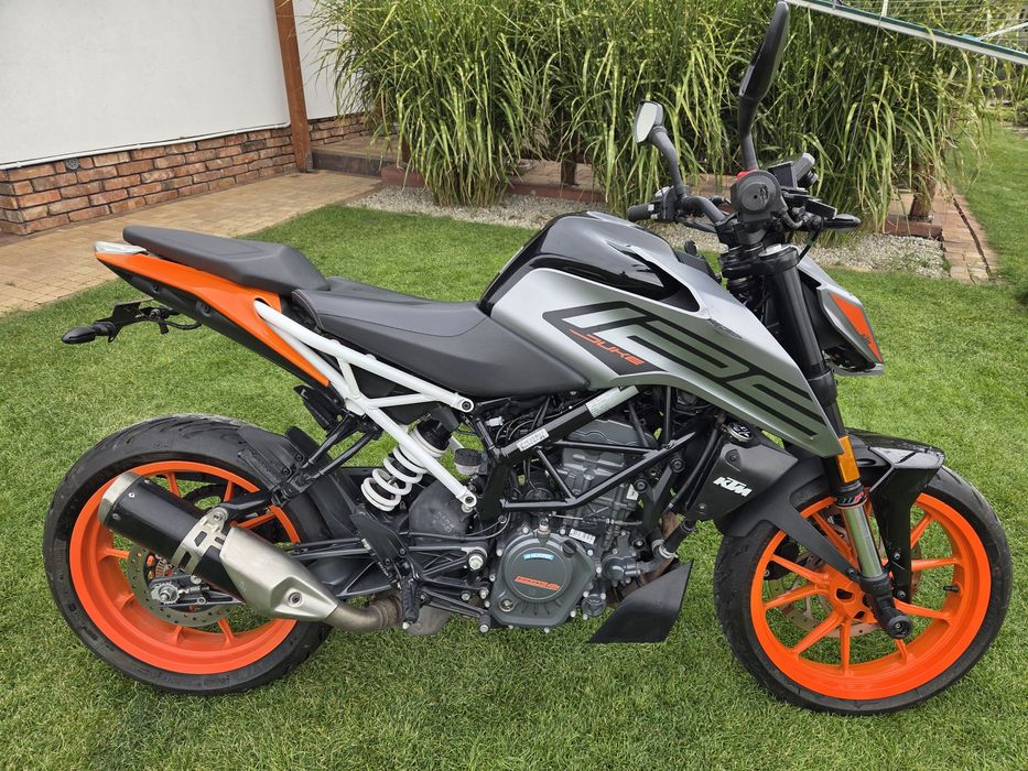KTM DUKE 125. 2023r