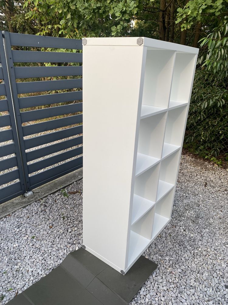 Biały regał Kallax Ikea