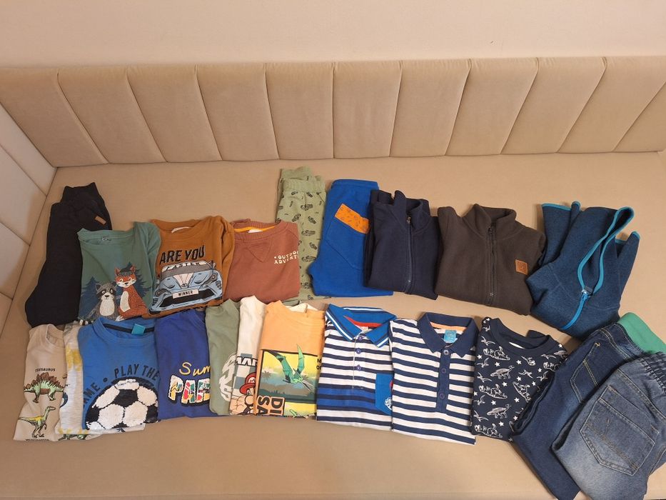 Paka ubran dla chłopca. Rozmiar 128.