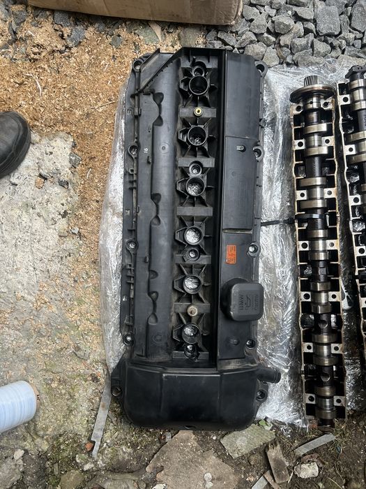 Клапана кришка m54b30