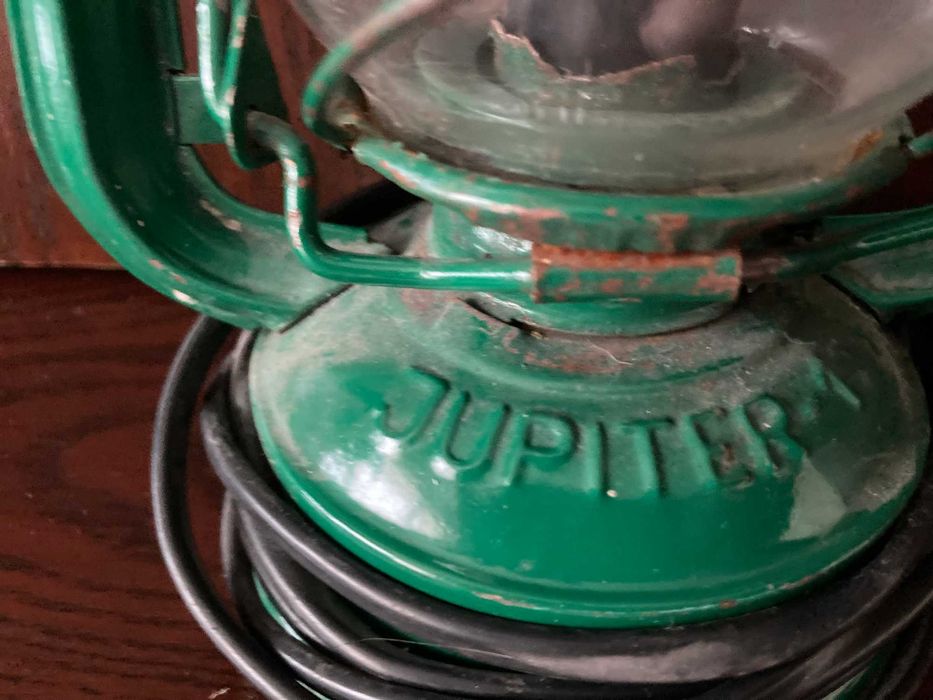 Lampa naftowa Jupiter wysokość 28cm