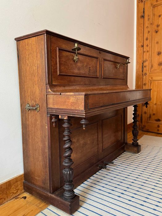 Piano Vertical H.Bord