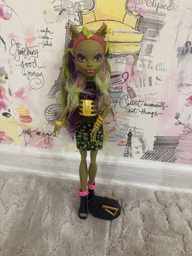 Кукла monster high