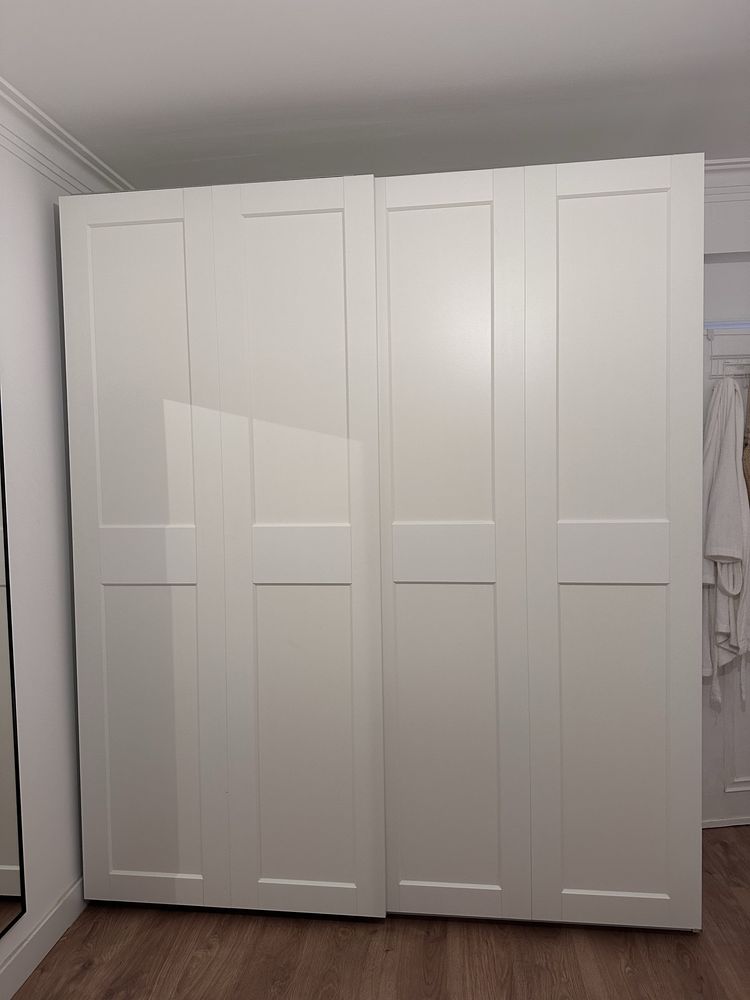 Roupeiro branco