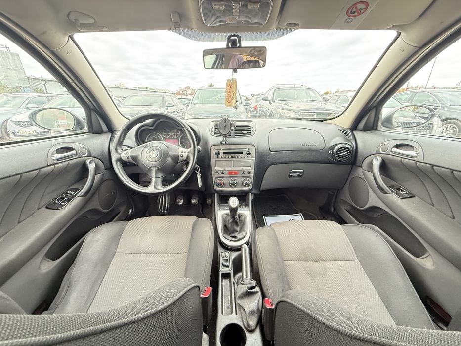 Na Sprzedaż Alfa Romeo 147 1.6B/bez rdzy/oszczędny/klima/zadbany/zamia