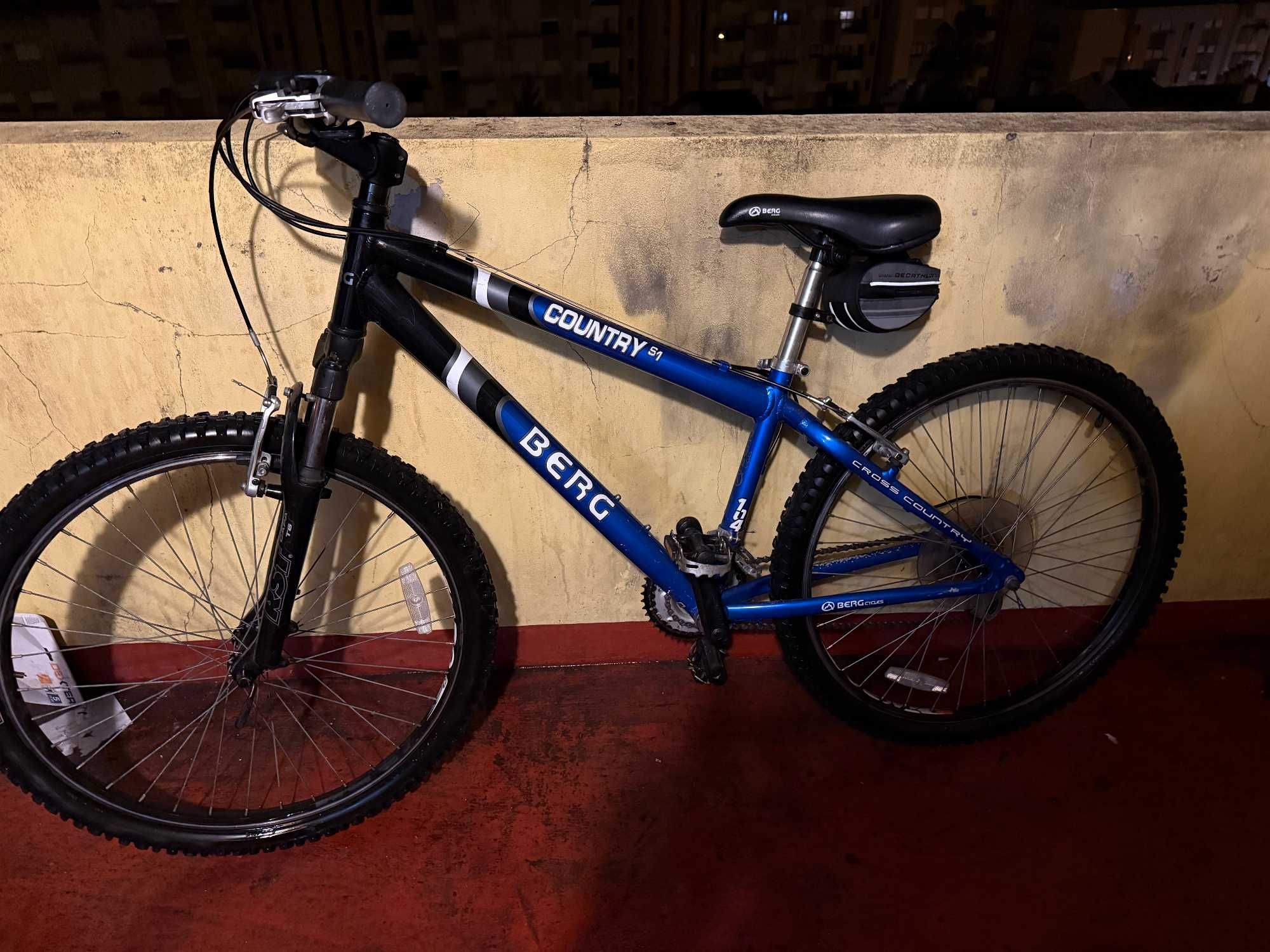 Bicicleta BTT Berg Country S1 26