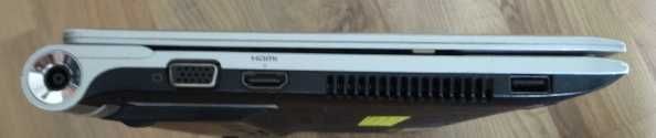 laptop 11,6" Sony Vaio VPCYB3V1E/S 4GB RAM sprawny 500gb HDD Win7Pro