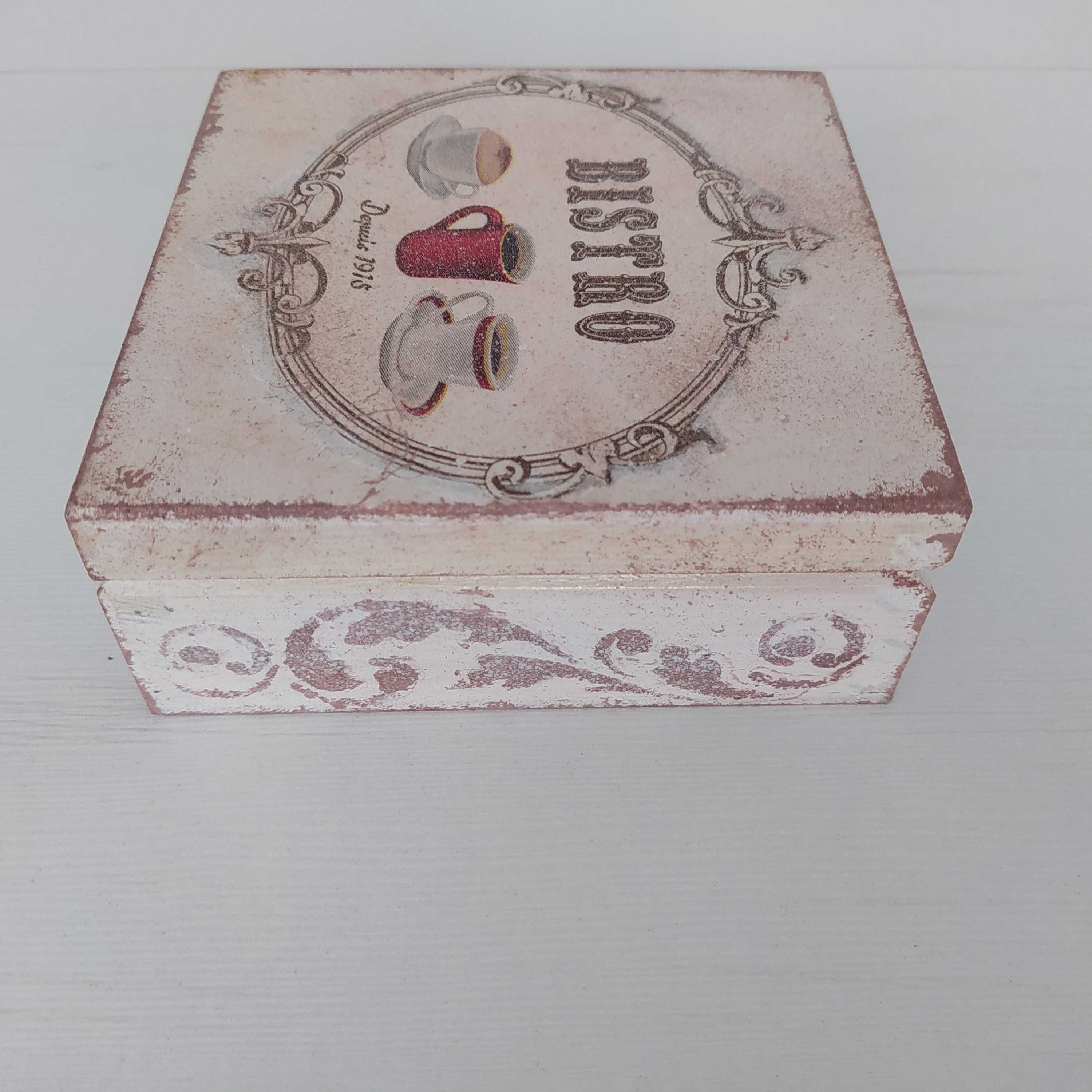 Pudełka drewniane z napisem Bistro 1915 / postarzane