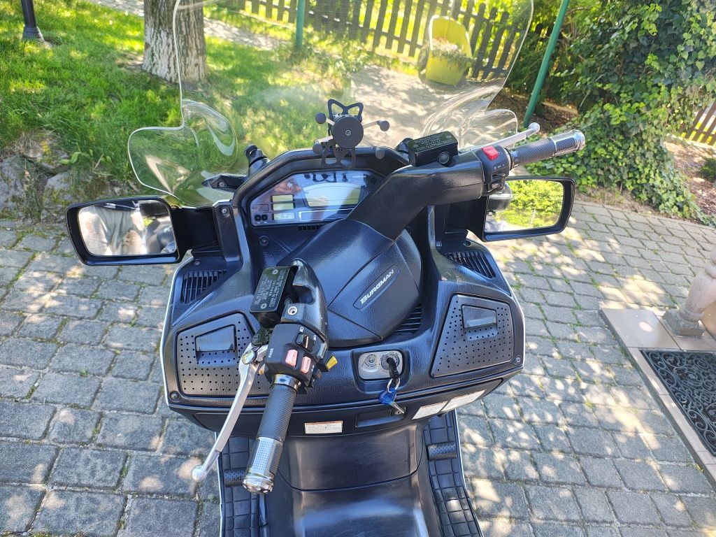 Suzuki Burgman 650