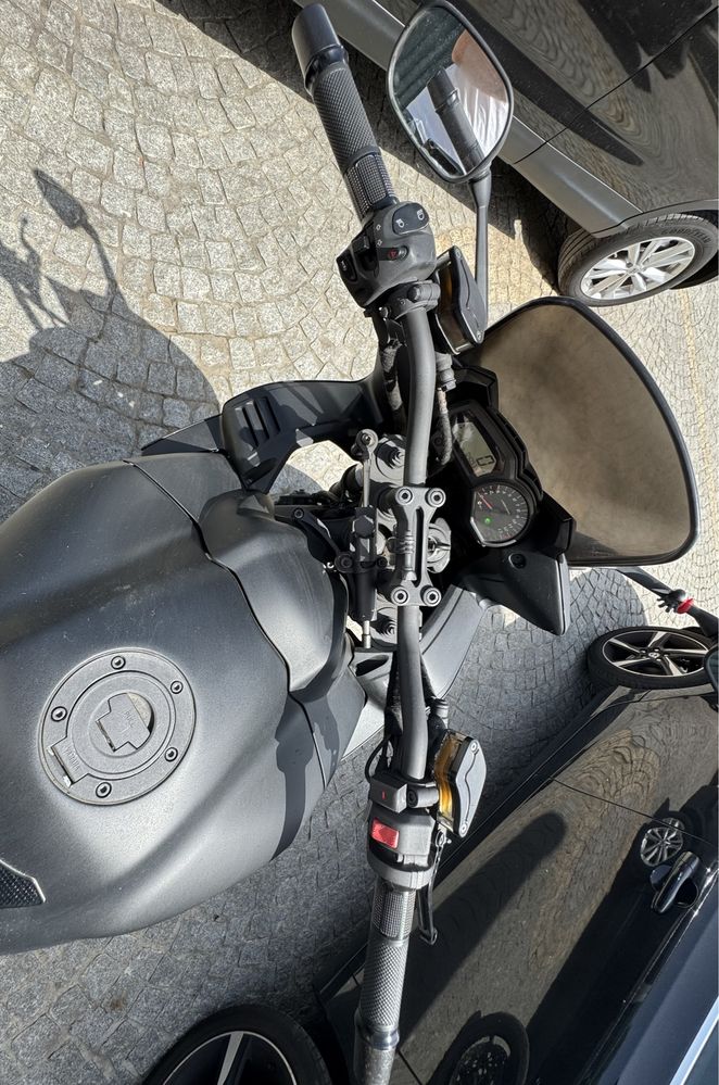 Yamaha FZ1 150cv 2006