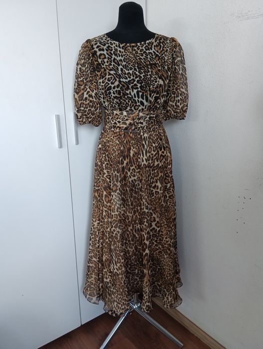 Індивідуальне пошиття одягу, ремонт одягу