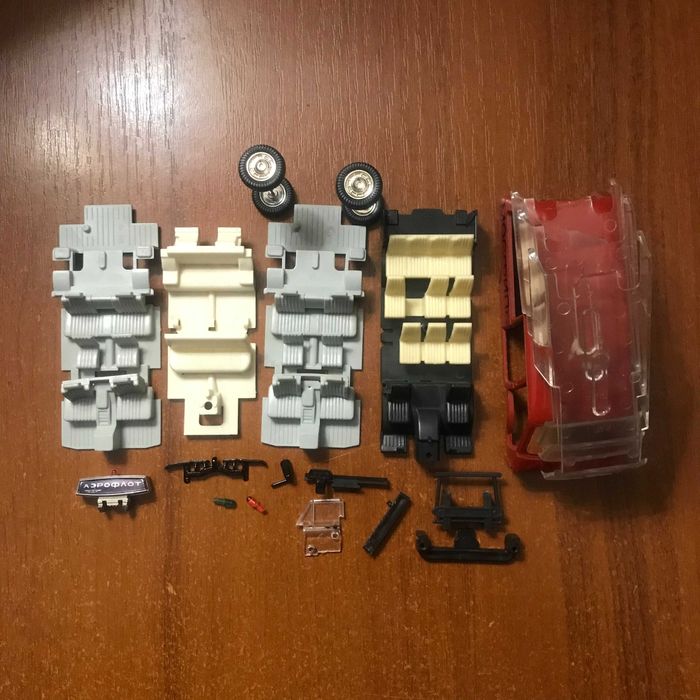 Раф Зил Газ лот запчасти 1:43 модель ссср