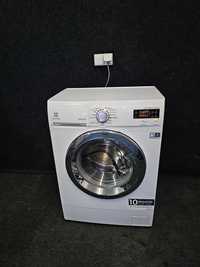 Pralka Electrolux Inwerter 6 kg, 1200 obr/min