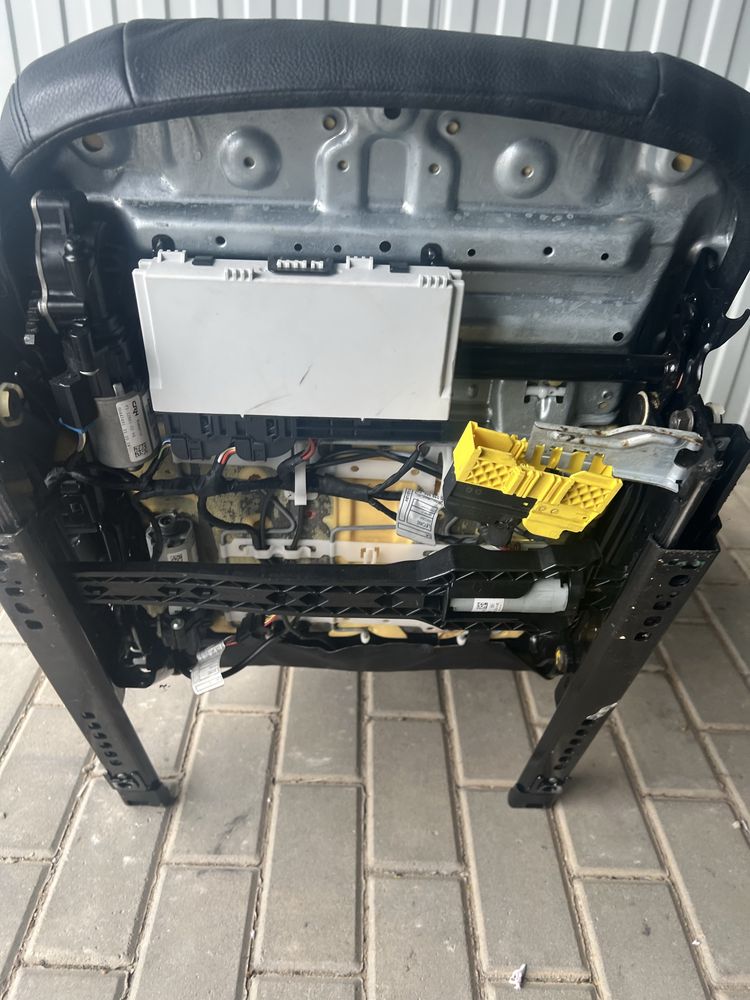 Bmw f32 fotele boczki kompmet
