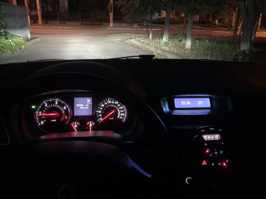 Renault Laguna III 1.5 дизель 2014 рік