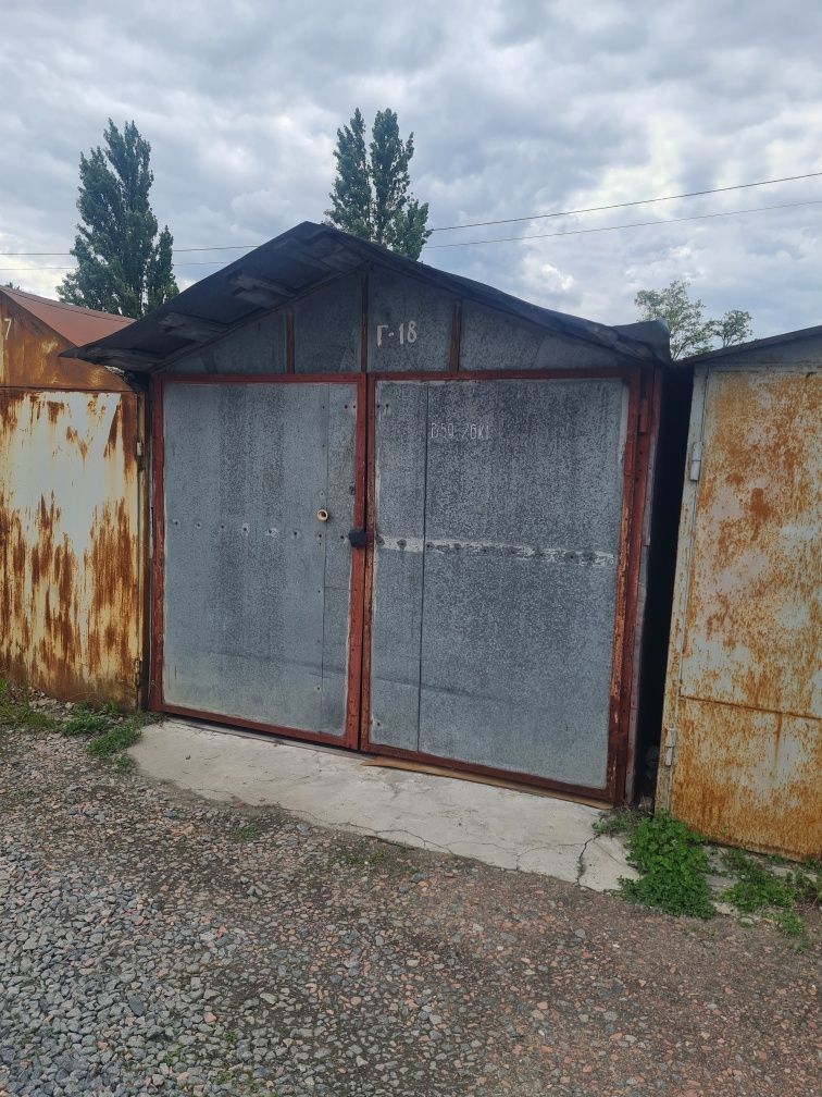 Гараж у довгострокову оренду