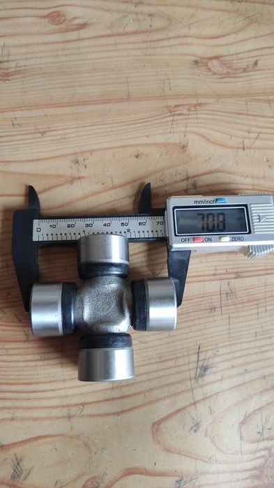 Хрестовини 2 шт.нива 2121...