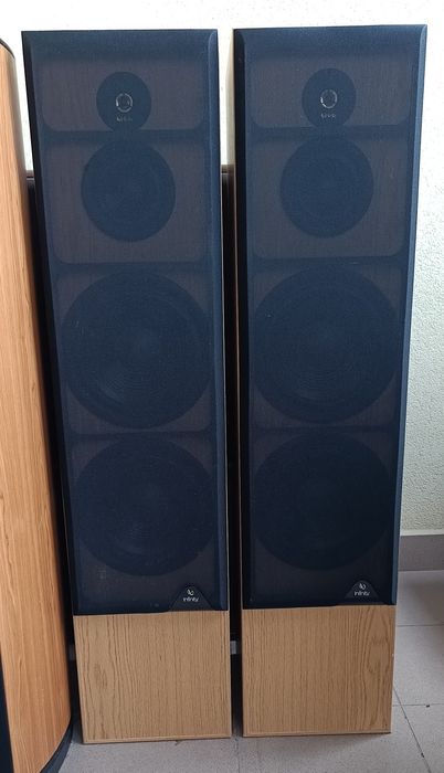 Infinity Reference 61 mk II kolumny