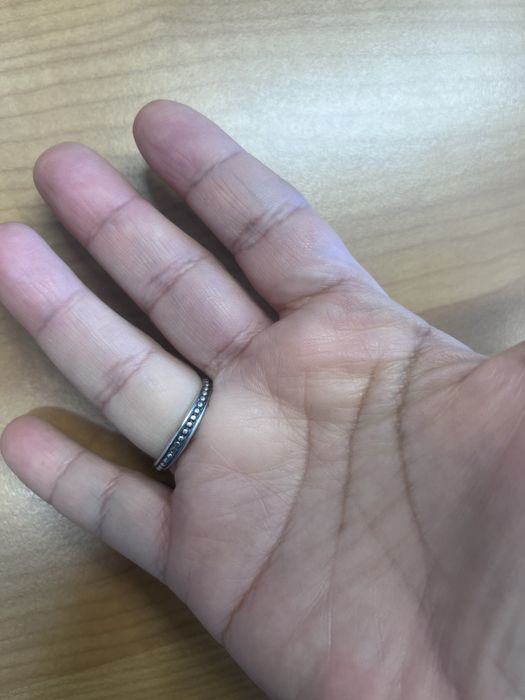 Anel Pandora Prata com pedra