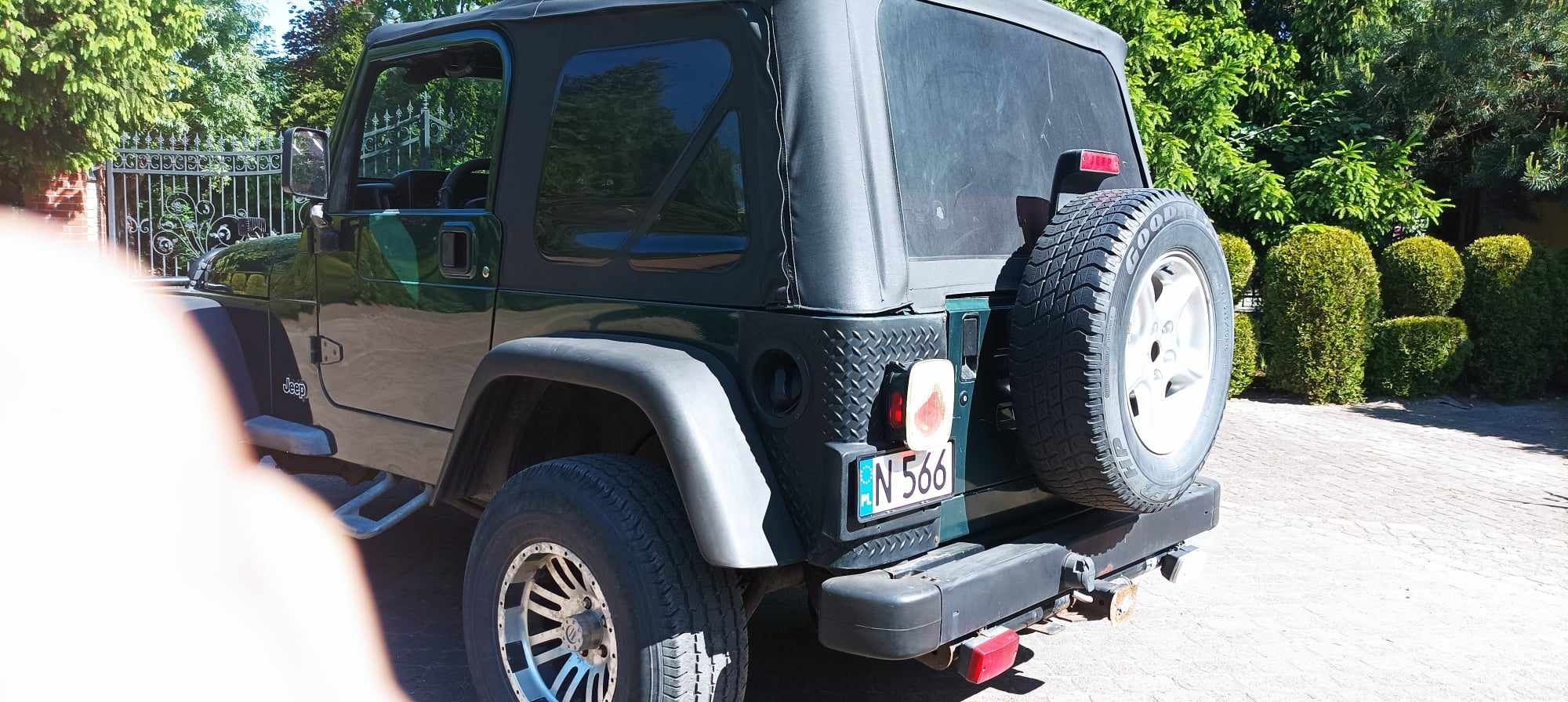 Jeep Wrangler TJ 2.5 benzyna