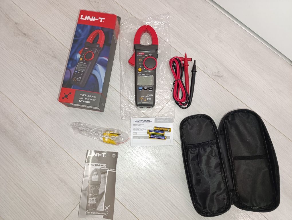 Multimetr MIERNIK  cęgowy UNI-T UT213C