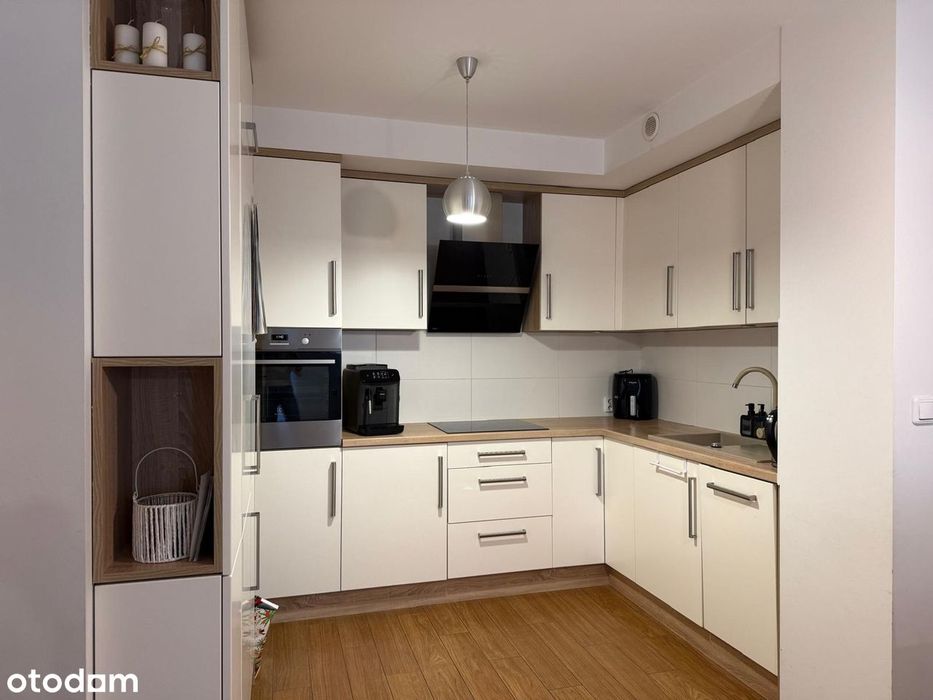 Dwupokojowe mieszkanie z balkonem blisko centrum