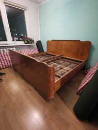 Stare łóżko PRL, komoda, toaletka, rama z szybą, starocie