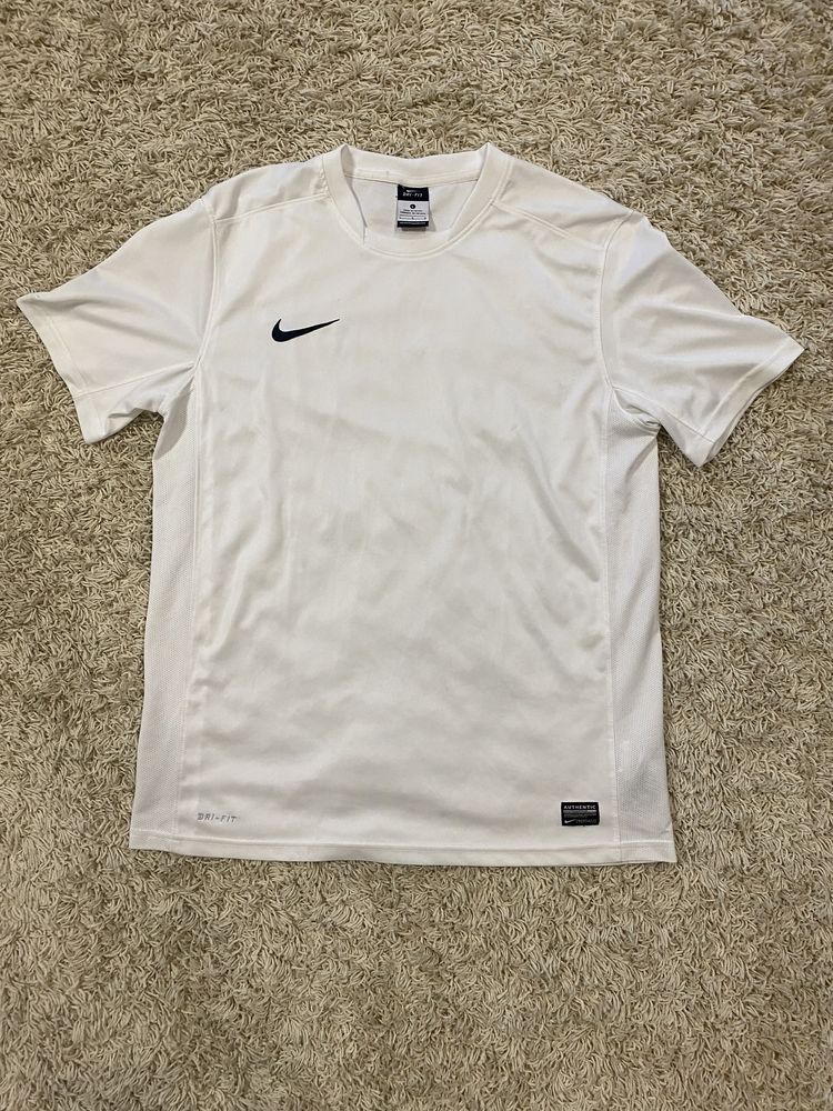 Футболка Nike Dri-Fit L size