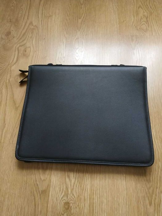 Продам папку-портфель!