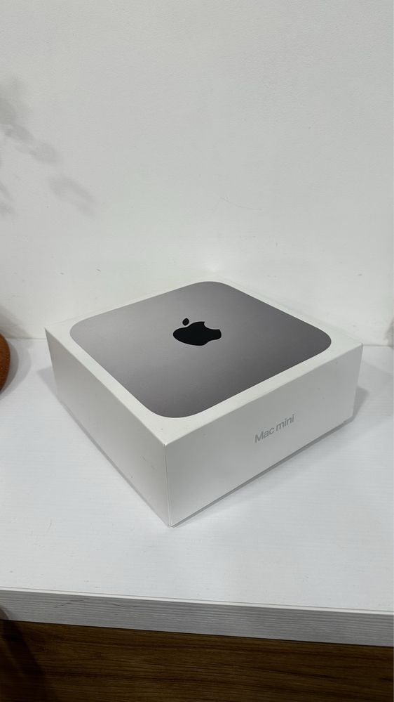 Mac mini / Apple M1 / 2020 / 16 GB / 256 GB