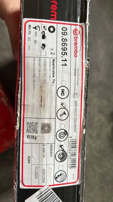 Tarcze i klocki hamulcowe Brembo 09.8695.11 przód 08.9719.11 tył