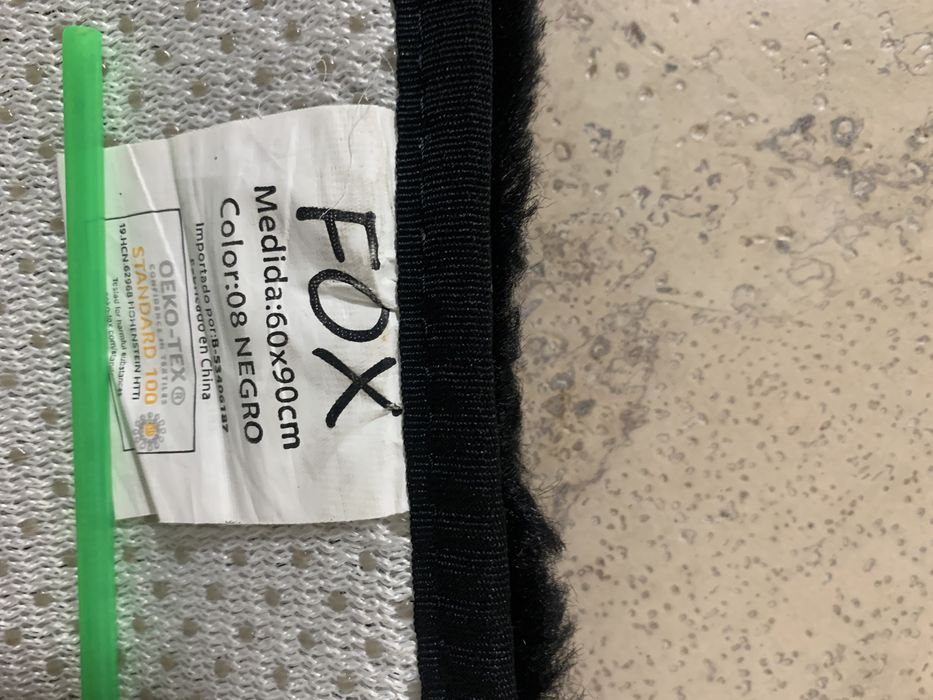 Tapete liso FOX PRETO 60X90CM