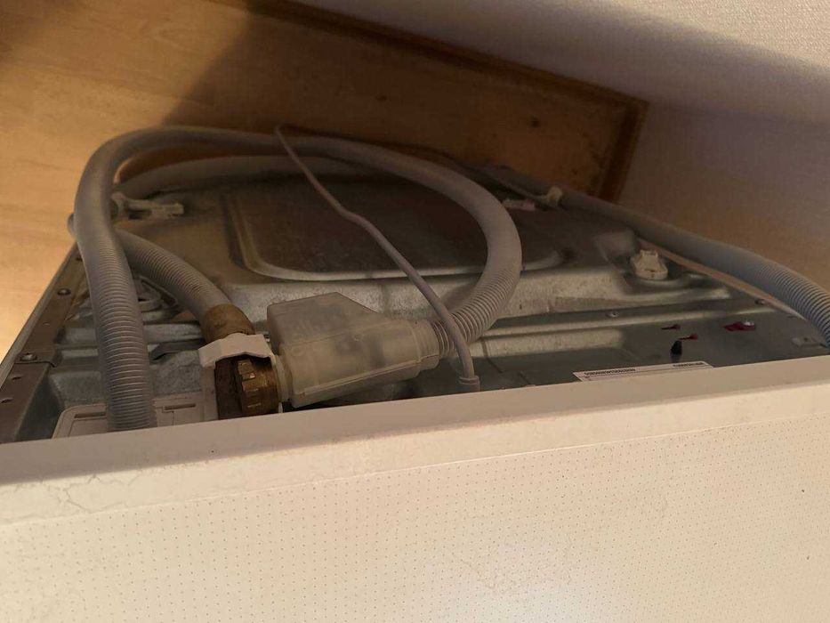 Пральна машина Siemens iQ700 8 kg, 1600 об/хв, i-Dos, повністю робоча