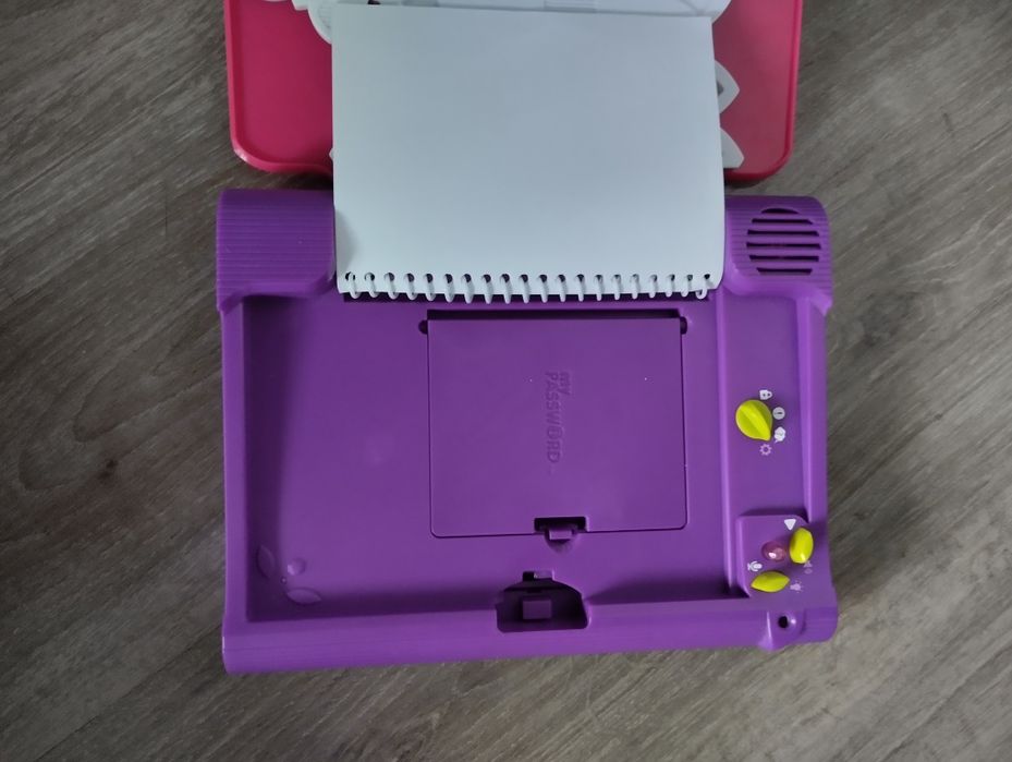 Pamiętnik Mattel otwierany na hasło