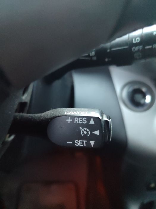 Aвтомобіль Toyota Rav 4 2006