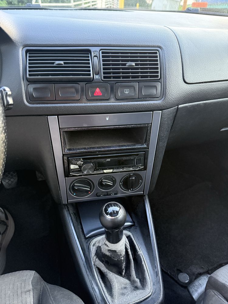 Volkswagen Golf IV