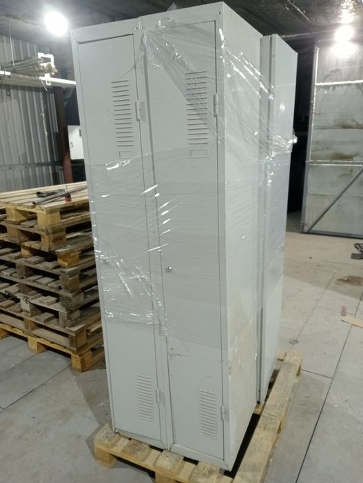 Шафи для переодягання металев б/уі